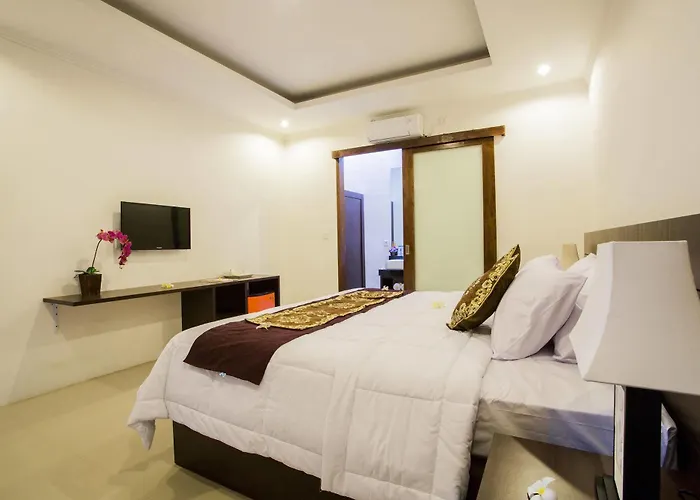 The Light Bali Villas 2*